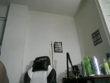 realtryit – webcam model profile photo Image 9