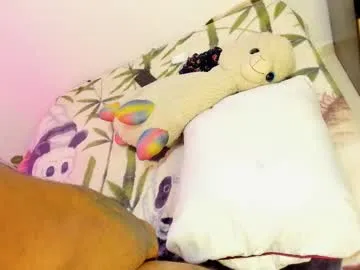 petites_perles – webcam model profile photo Image 4