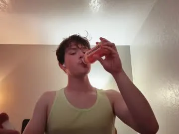 petites_perles – webcam model profile photo Image 12