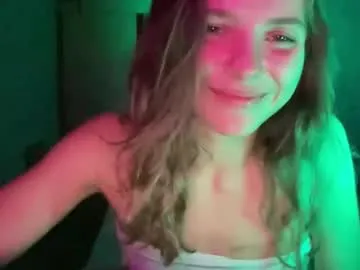 playussoftly – webcam model profile photo Image 4