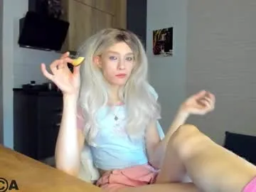 pop__eye – webcam model profile photo Image 2