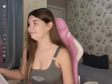 queen_sophie_m – webcam model profile photo Image 10