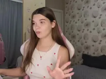 queen_sophie_m – webcam model profile photo Image 17