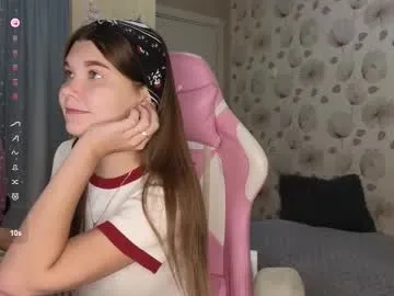 queen_sophie_m – webcam model profile photo Image 6