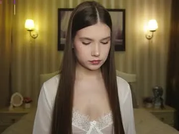 quyenkjos – webcam model profile photo Image 17