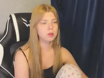 your_dolls – webcam model profile photo Image 10