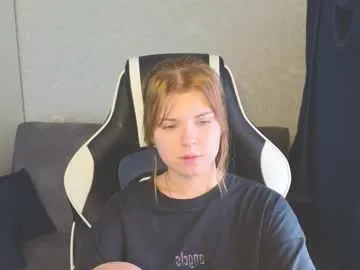 your_dolls – webcam model profile photo Image 7