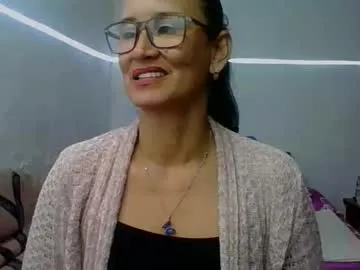 loving_ladies – webcam model profile photo Image 10