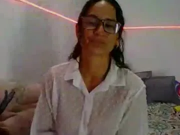 loving_ladies – webcam model profile photo Image 7