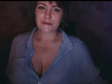 adelina_shine – webcam model profile photo Image 19