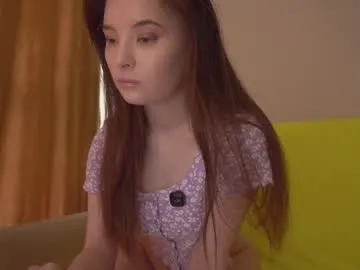 pinkypuppa – webcam model profile photo Image 6