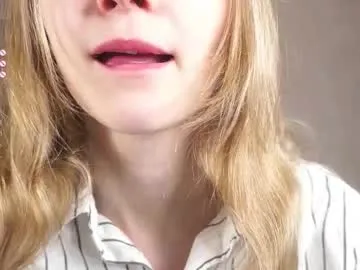 islanublar – webcam model profile photo Image 6