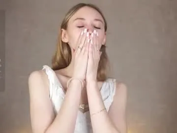 islanublar – webcam model profile photo Image 7