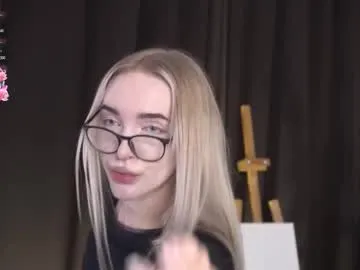 brendelle – webcam model profile photo Image 17