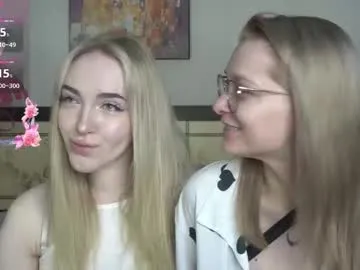 brendelle – webcam model profile photo Image 8