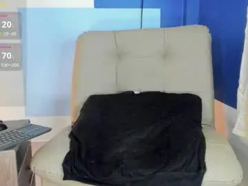 playussoftly – webcam model profile photo Image 11