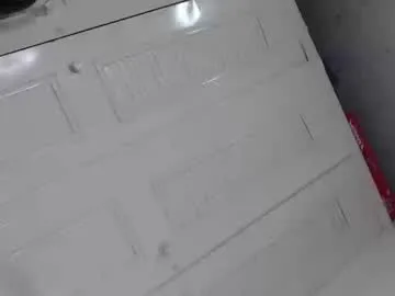 miya_shake – webcam model profile photo Image 14