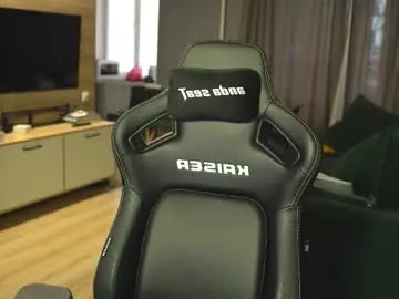 realtryit – webcam model profile photo Image 13