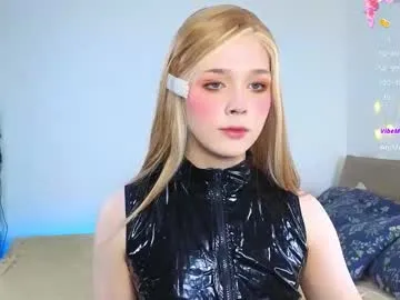 petites_perles – webcam model profile photo Image 17