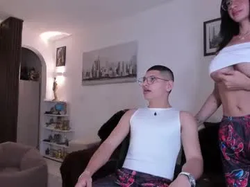 latinuycouple – webcam model profile photo Image 2