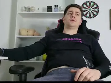 realtryit – webcam model profile photo Image 12