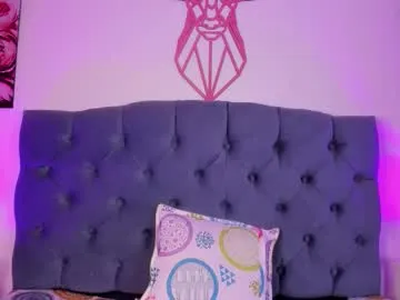 loving_ladies – webcam model profile photo Image 7