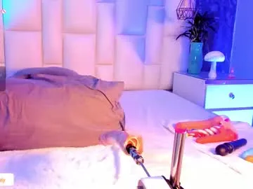 ynnenbrynn – webcam model profile photo Image 4