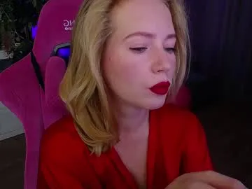 sweetyoops – webcam model profile photo Image 10