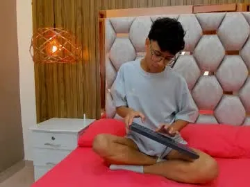 alliceredfox – webcam model profile photo Image 15