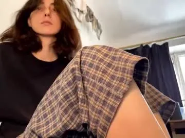 your_dolls – webcam model profile photo Image 2