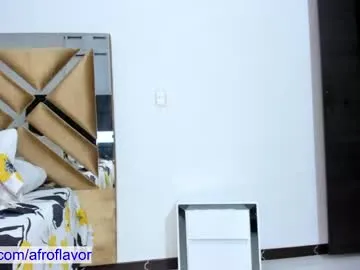 loving_ladies – webcam model profile photo Image 5