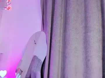 ginger_twinkle – webcam model profile photo Image 13