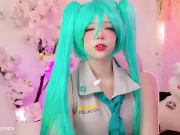 petites_perles – webcam model profile photo Image 4