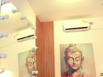 alice_edward – webcam model profile photo Image 17