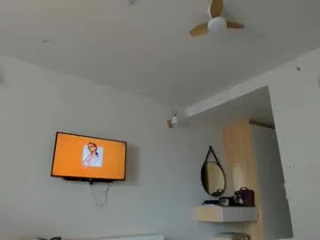 realtryit – webcam model profile photo Image 11