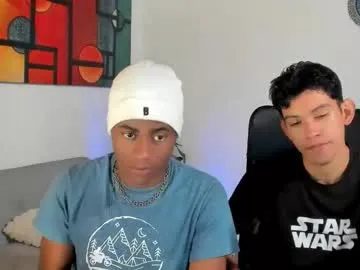 petites_perles – webcam model profile photo Image 13