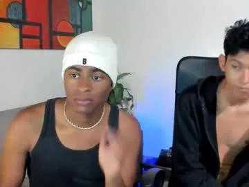 petites_perles – webcam model profile photo Image 14