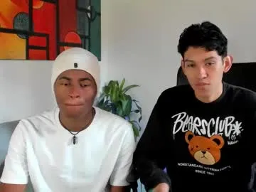 petites_perles – webcam model profile photo Image 15