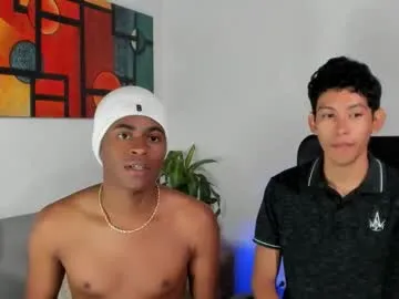 petites_perles – webcam model profile photo Image 17