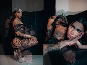 lora_lifelover – webcam model profile photo Image 17