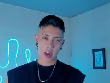 realtryit – webcam model profile photo Image 16