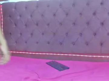 loving_ladies – webcam model profile photo Image 5