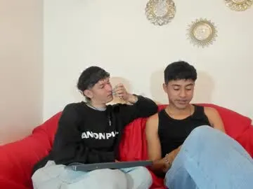 nadia_xamor – webcam model profile photo Image 3