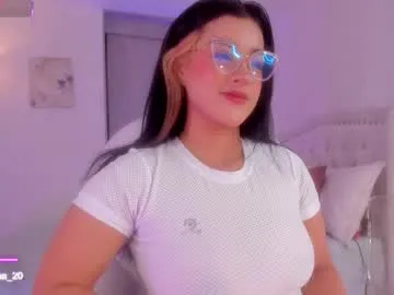 CassyTorres – webcam model profile photo Image 4