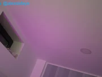 _bamby_baby_ – webcam model profile photo Image 8