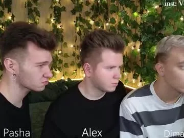 sexy_hot_friends_ – webcam model profile photo Image 4