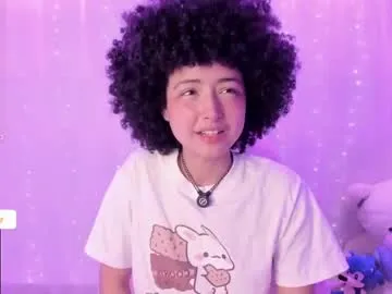 lucretiaburnaugh – webcam model profile photo Image 12