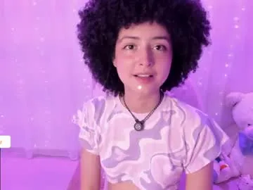 lucretiaburnaugh – webcam model profile photo Image 14