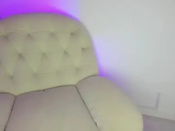 a_lejandro_08 – webcam model profile photo Image 12