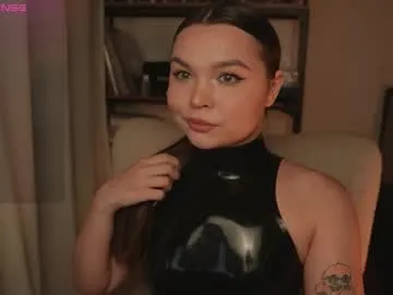 emahallee – webcam model profile photo Image 13